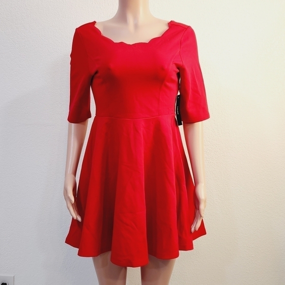 Lulu's Tip the Scallops Red Scalloped Skater Dress Size: M - Picture 1 of 12